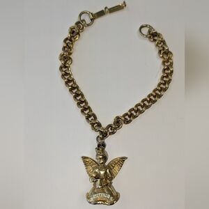 VTG SIGNED GOLD TONE JULY BIRTH ANGEL CHARM BRACELET